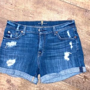 7for all mankind shorts size 29 never been worn.